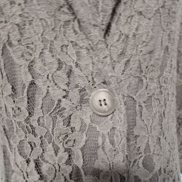 Gibson Brown Lace Blazer - Picture 5 of 11